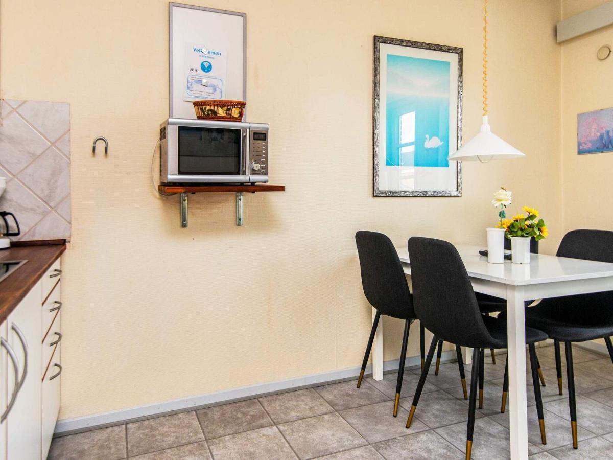 4 Person Holiday Home In R M Sonderby  Bagian luar foto
