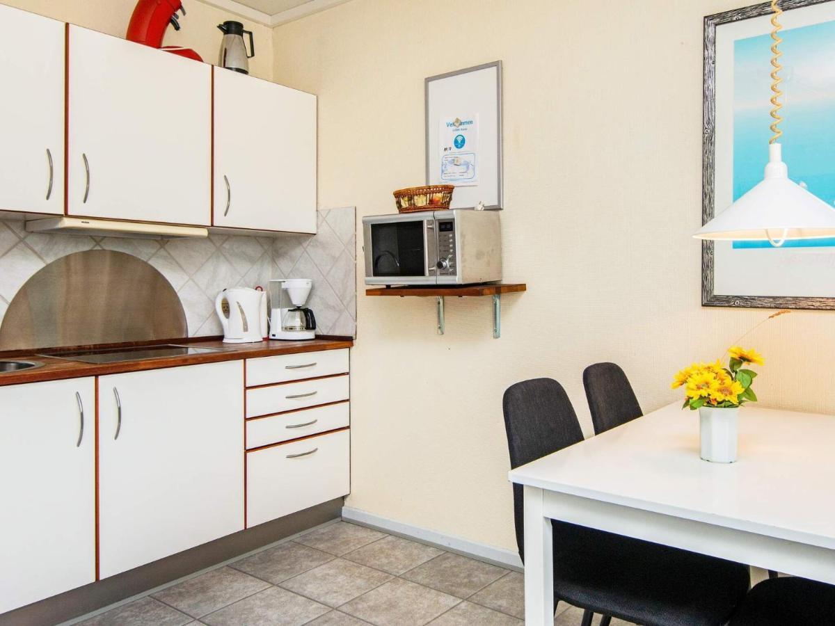 4 Person Holiday Home In R M Sonderby  Bagian luar foto