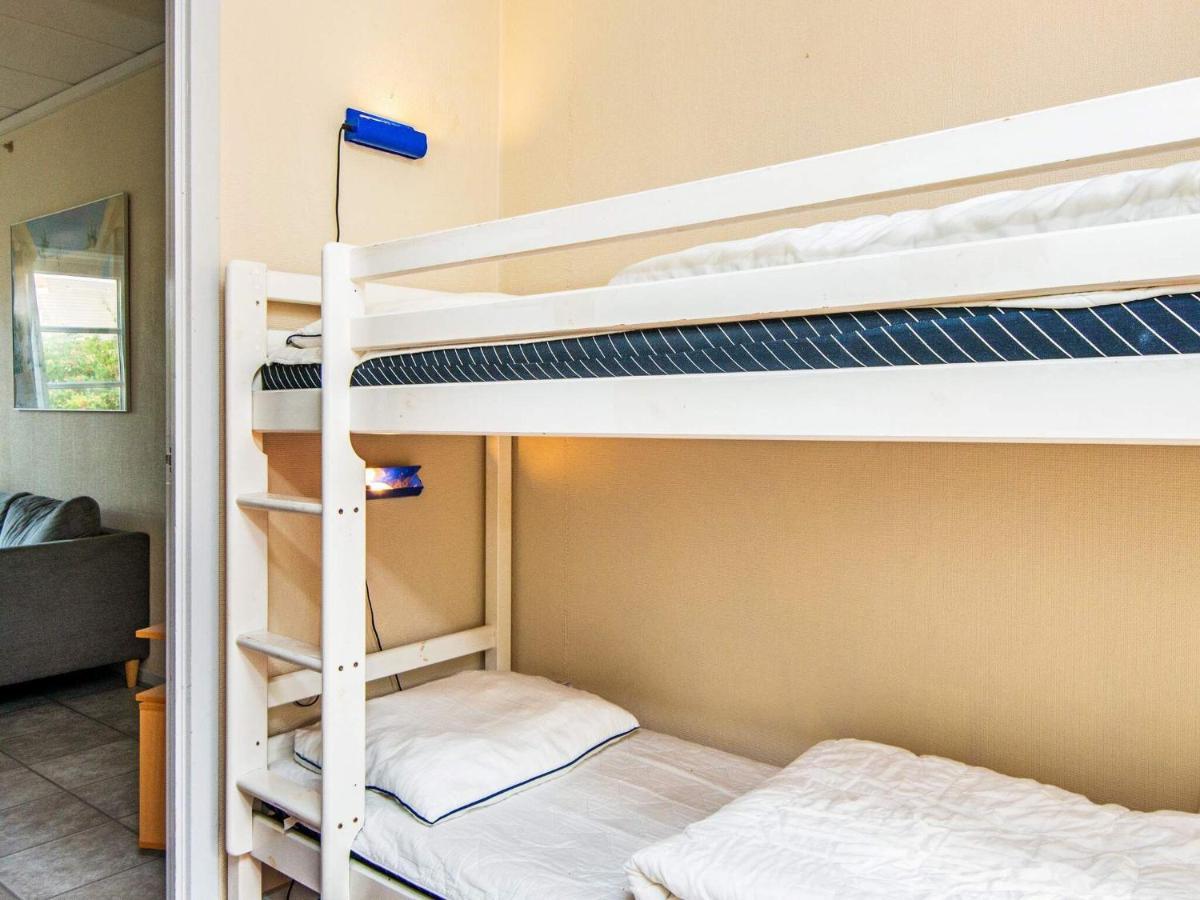 4 Person Holiday Home In R M Sonderby  Bagian luar foto
