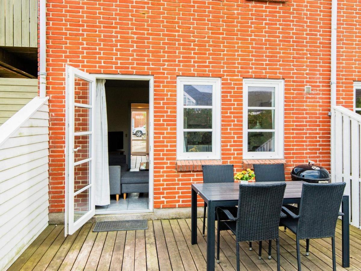 4 Person Holiday Home In R M Sonderby  Bagian luar foto